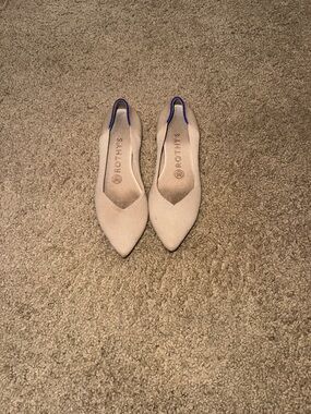 Rothy's Pointed Toe Slip-Ons in Beige with Blue Trim